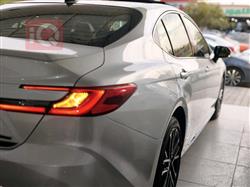 تۆیۆتا کامری